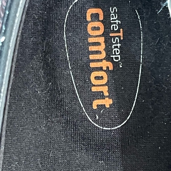 SafeTstep  comfort mules size 8 - Picture 14 of 16